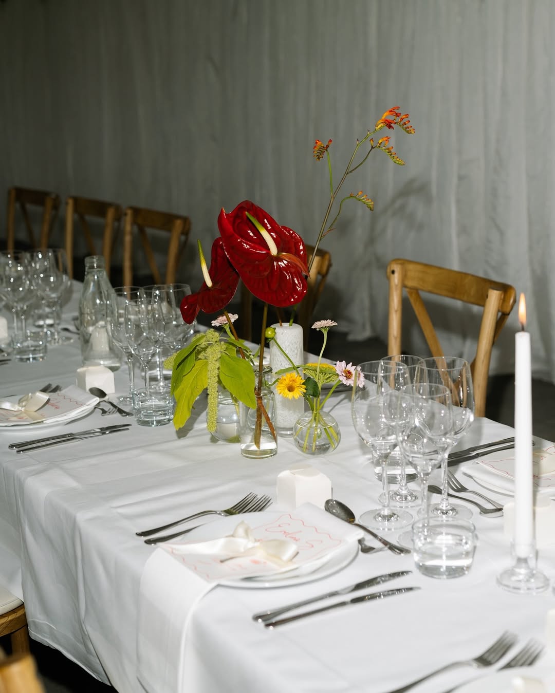 Vacker bröllopsdukning