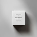 Doftljus COURAGE i en vit ask